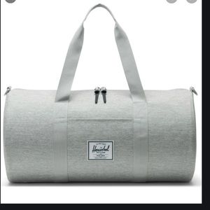 Nwt-Hershel light grey Sutton bag